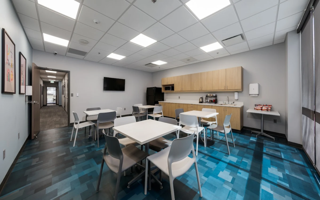 Kitchen and lunch room at Northpoint Imagine Fort Collins